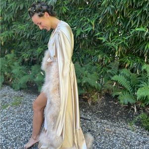 Bridal champagne feather robe